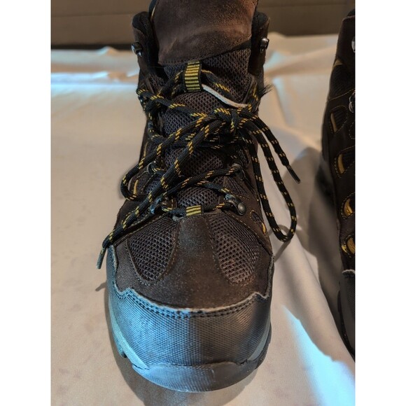 Great Condition Lands End Mens Hiking Boots - New Laces Needed - US 11.5 UK 10.5 main image 10